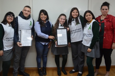Duré entregó declaración de ‘Interés Municipal’ a proyecto de estudiantes de la EPEIM