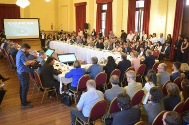 Ruckauf participó del primer COFESA del año