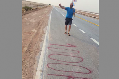 Emilio Sáez pasó los 1000 kilómetros caminando