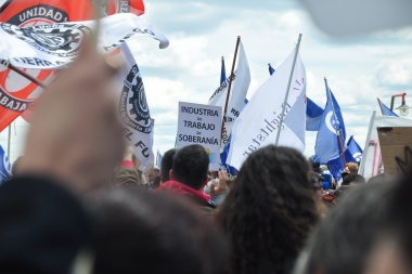 Ingresó a la Legislatura el proyecto de ‘emergencia laboral’ que impulsa la UOM