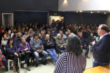 OSEF brindó una charla informativa para empleados y jubilados municipales