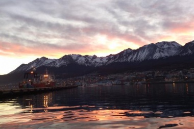 Buscan voluntarios para sumarse a la limpieza de las islas del Canal Beagle y la costa de Ushuaia