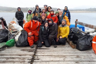 Basura en el Canal Beagle