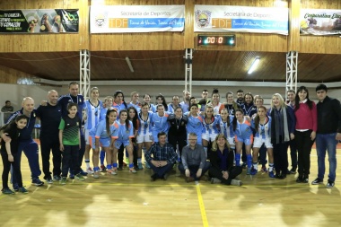 La Selección Argentina de futsal femenino se presentó en Tierra del Fuego