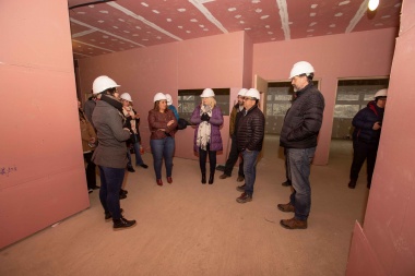 La gobernadora Bertone verificó los avances de obra en el Colegio Los Andes en Ushuaia