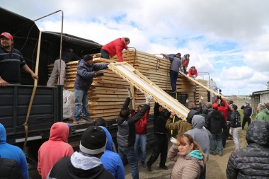 Construyen más de 20 viviendas para familias en situación de emergencia en la Margen Sur