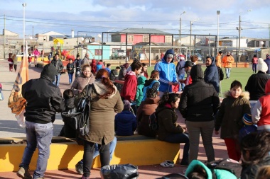 Juegos, sorteos y chocolatada para celebrar el "Día del Niño" en la Margen Sur
