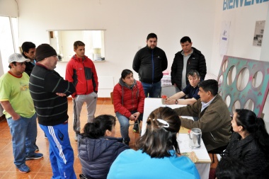 Arcando se reunió con referentes sociales de la Margen Sur