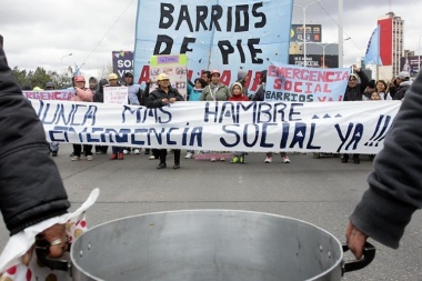 El movimiento social Barrios de Pie lanza la campaña nacional "Hambre No" en Río Grande