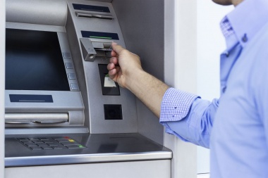 Cinco días sin recarga en los cajeros automáticos por el paro bancario y los feriados de carnaval