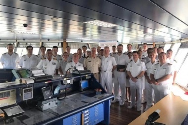 Submarinistas británicos recaudaron 30 mil libras para familiares del ARA San Juan