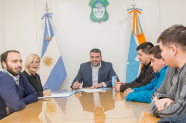 Vuoto firmó con convenio de colaboración con la Asociación Reencontrándonos