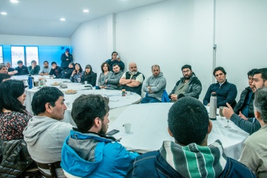 Vuoto se reunió con dirigentes de distintos gremios para analizar la situación provincial