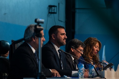 Apertura de sesiones: “Sigamos construyendo futuro” dijo el intendente Walter Vuoto