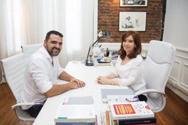 En el día de su cumpleaños, Cristina recibió al intendente Walter Vuoto