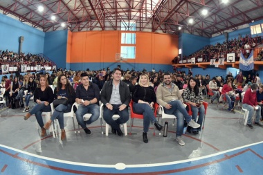 Unidad Fueguina: "En junio votamos por el futuro de nuestros hijos", dijo Vuoto