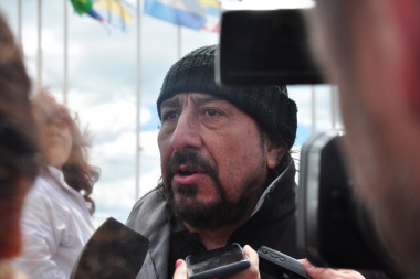 Marcha atrás de la UOM: “Los papeles se los lleva el viento, tenemos la firme decisión de reclamar paritarias libres en 2018 y cuando haga falta”