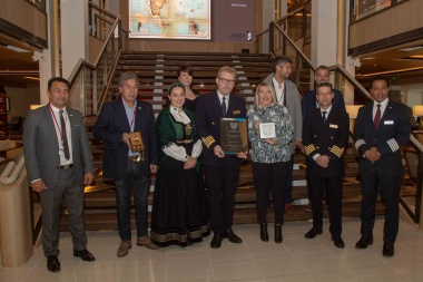 Bertone recibió a la embarcación “Viking Sun” que visita Ushuaia por primera vez