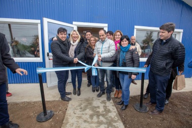 Bertone inauguró las nuevas oficinas comerciales de la DPOSS de Tolhuin