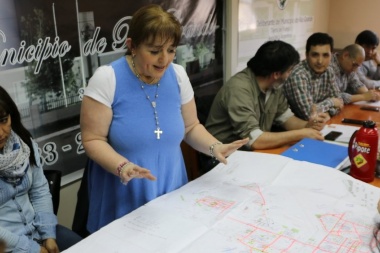 Castillo detalló a los concejales el plan de obras del Municipio