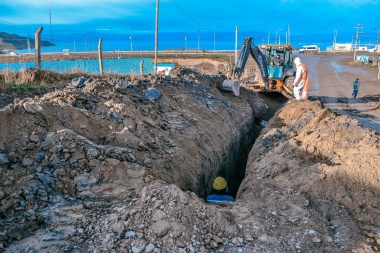 Construyen troncal pluvial y red de desagües en el ingreso de Andorra