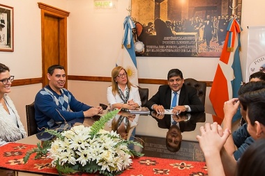 Arcando se reunió con representantes de entidades deportivas y vecinos