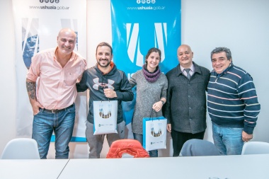 Comienza la tercera edición del "Torneo de Waterpolo del Fin del Mundo"