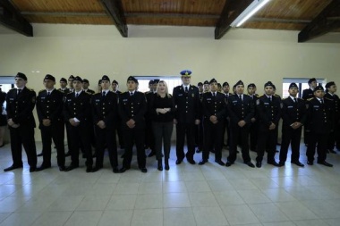 Bertone: “Creamos una formación policial que es modelo y vanguardia en el país”