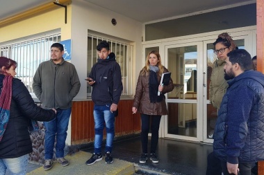 Dirigentes de la Margen Sur que reclamaban por bonos de gas fueron demorados por la Policía