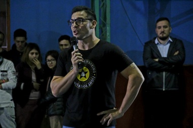 “Maravilla” Martínez brindó una clínica de boxeo en Río Grande
