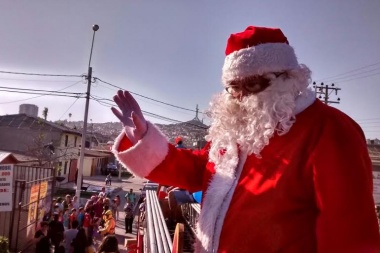 Bomberos Voluntarios piden colaboración con golosinas para Papa Noel