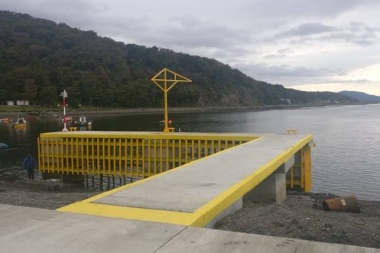 Inauguran los nuevos muelles destinados a pescadores artesanales de Ushuaia y Almanza