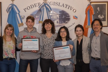 Legisladores reconocieron a estudiantes fueguinos que participaron de campamento en la NASA