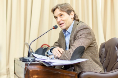 La Comisión Malvinas se reúne para analizar proyecto sobre el uso obligatorio de bordado en guardapolvos