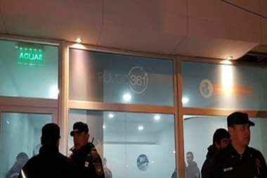 Se formalizó una denuncia contra la empresa de viajes que habría estafado a egresados
