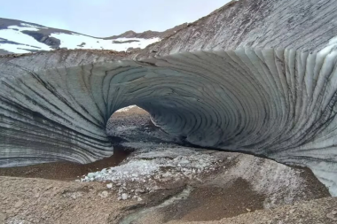 "Los glaciares están desapareciendo, hay que aprovechar para ir a conocerlos pero con recaudos"