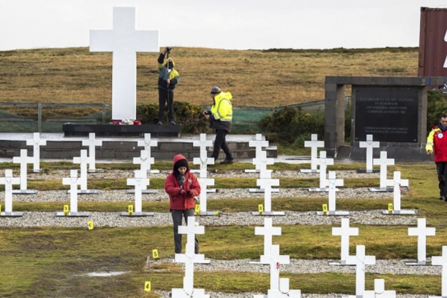 Foto del cementerio de Darwin, en las Islas Malvinas. Gentileza: Cruz Roja