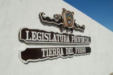 Sesiona la Legislatura: Sin presupuesto, con nueva ley de Ministerios y expectativas por la reforma de la Constitución