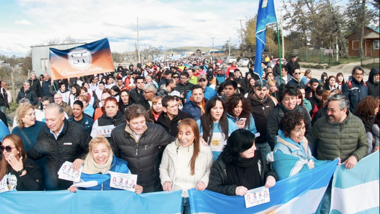 En el ‘Día de la Lealtad’, candidatos y militantes de Fuerza Patria se movilizaron en Tolhuin