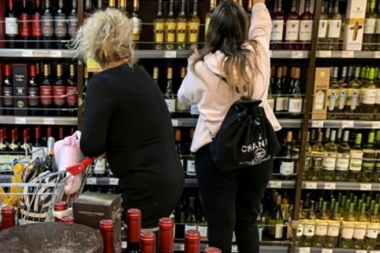 Para la OMS, las bebidas alcohólicas deben incluir los riesgos a la salud en sus etiquetas