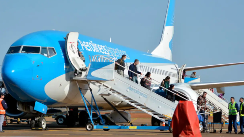 Paro de aeronáuticos: los días y horarios que afectarán los vuelos en todo el país