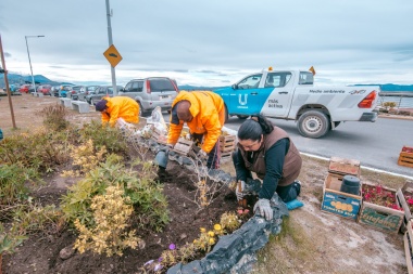 En lo que va de la temporada ya se recuperaron más de 60 espacios verdes en Ushuaia