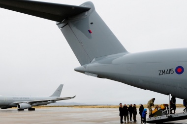 Inician obras en una base militar de las islas Malvinas para el segundo vuelo al continente