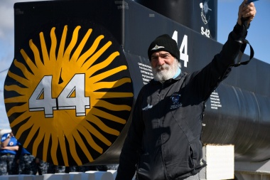 Excomandante del ARA San Juan que ya recorrió más de 2 mil kilómetros a pie fue recibido en Río Gallegos