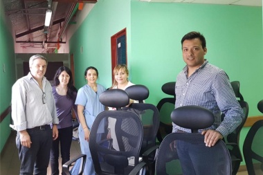 Gobierno entregó indumentaria y mobiliarios al Hospital de Río Grande