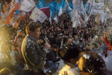 "Estoy seguro que ninguna persona que quiera a Tierra del Fuego va a votar por el ajuste"