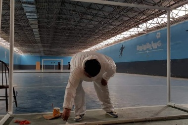El Municipio reacondiciona un galpón para destinarlo a uso deportivo en Río Grande