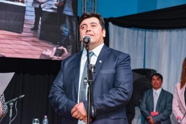 En Tolhuin, el Municipio otorgó un 40% de aumento en la ayuda escolar