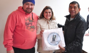 El Sindicato de Petroleros entregó obsequios por el "Día de la Madre"