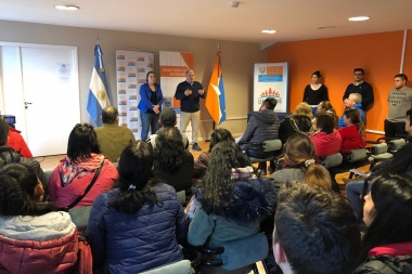Gobierno y vecinos de Río Grande avanzan gestiones para concretar conexiones de gas